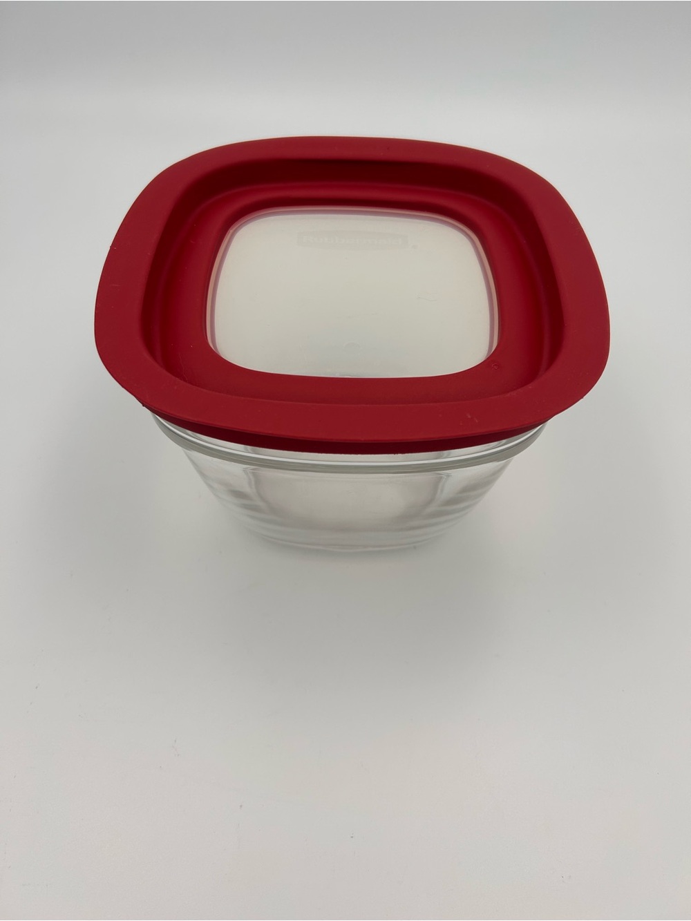 Rubbermaid Clear Glass Container with Red Silicone Lid 5.5 Cups